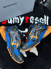 Load image into Gallery viewer, BALENCIAGA RUNNERS
