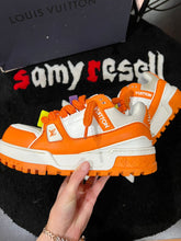 Load image into Gallery viewer, LOUIS VUITTON SNEAKERS
