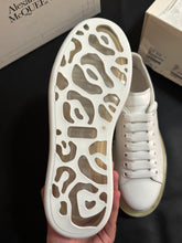 Load image into Gallery viewer, ALEXANDER MCQUEEN
