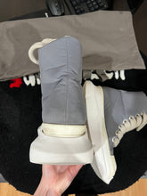 Load image into Gallery viewer, RICK OWENS ABSTRACT JUMBOLACES
