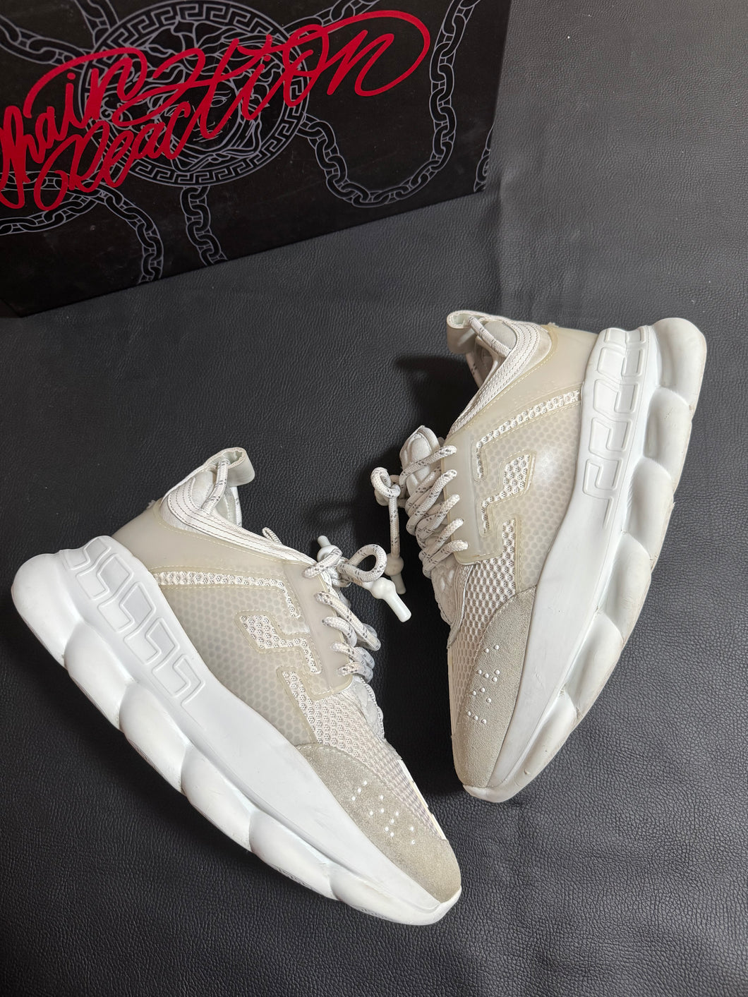 VERSACE CHAIN REACTION