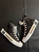 Load image into Gallery viewer, DIOR B23
