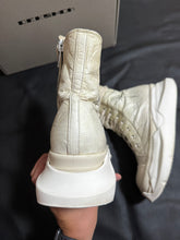 Load image into Gallery viewer, RICK OWENS ABSTRACT
