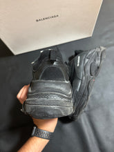 Load image into Gallery viewer, BALENCIAGA TRIPLE S
