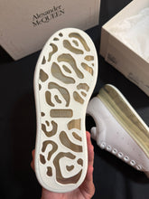 Load image into Gallery viewer, ALEXANDER MCQUEEN
