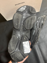 Load image into Gallery viewer, BALENCIAGA TRIPLE S
