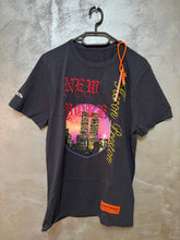 Load image into Gallery viewer, HERON PRESTON T-SHIRT
