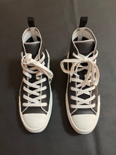 Load image into Gallery viewer, DIOR B23
