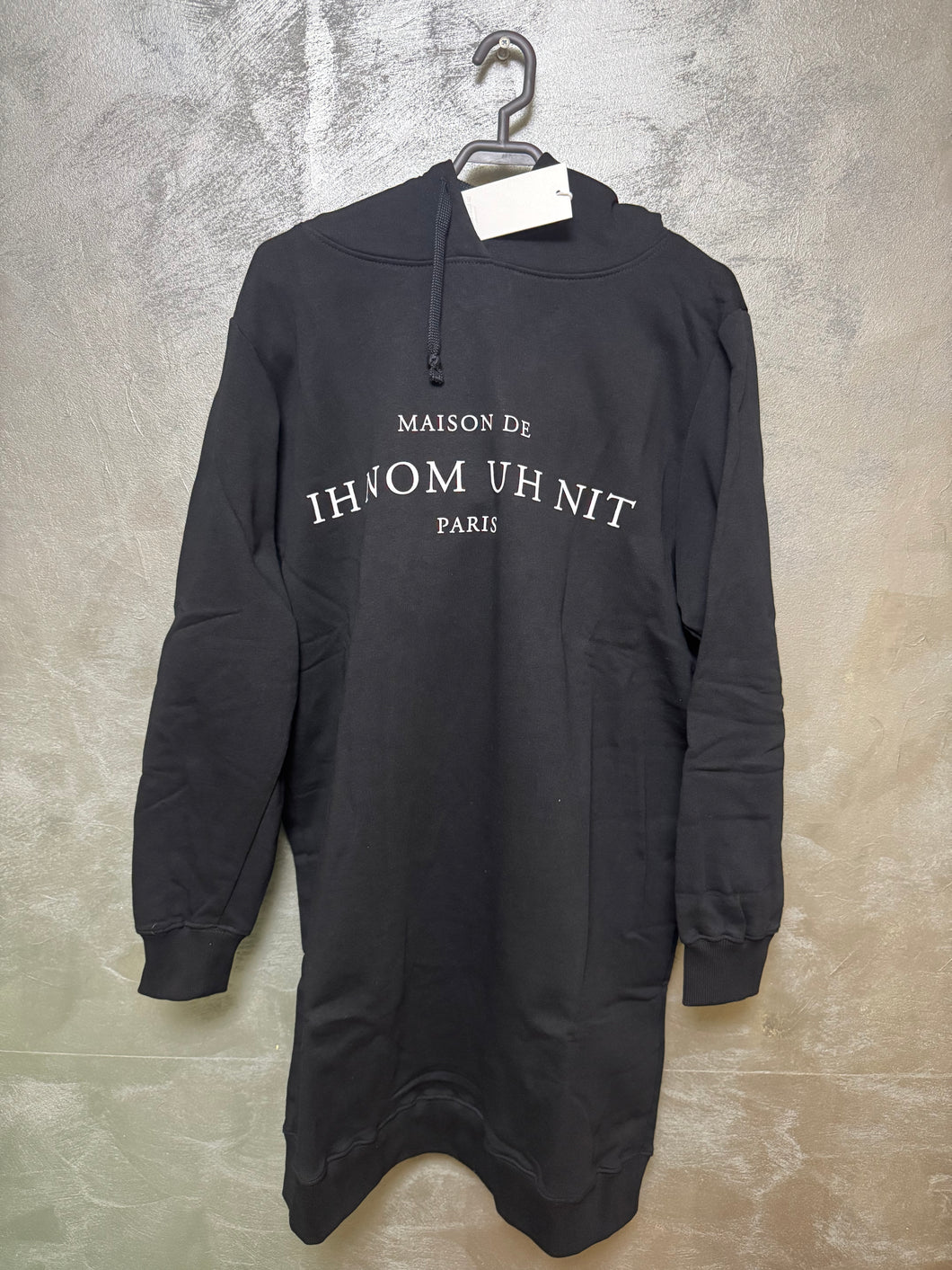 IH NOM UH NIT LONG HOODIE