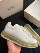 Load image into Gallery viewer, ALEXANDER MCQUEEN

