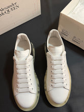 Load image into Gallery viewer, ALEXANDER MCQUEEN
