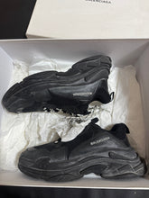 Load image into Gallery viewer, BALENCIAGA TRIPLE S
